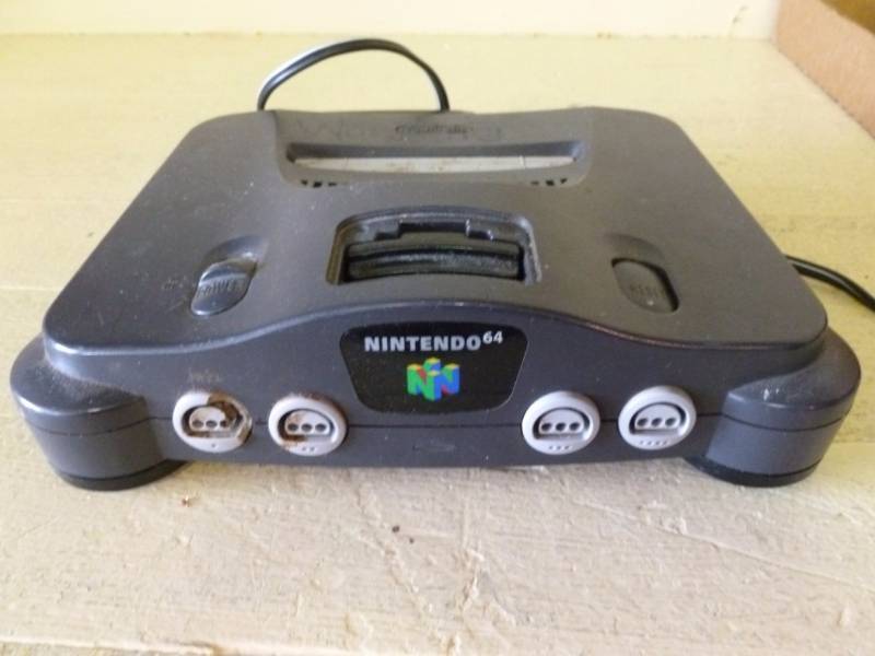 lot 210 image: Nintendo 64 Game Console