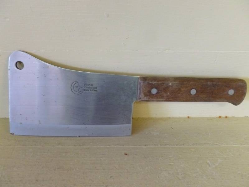 lot 221 image: Cleaver Knife