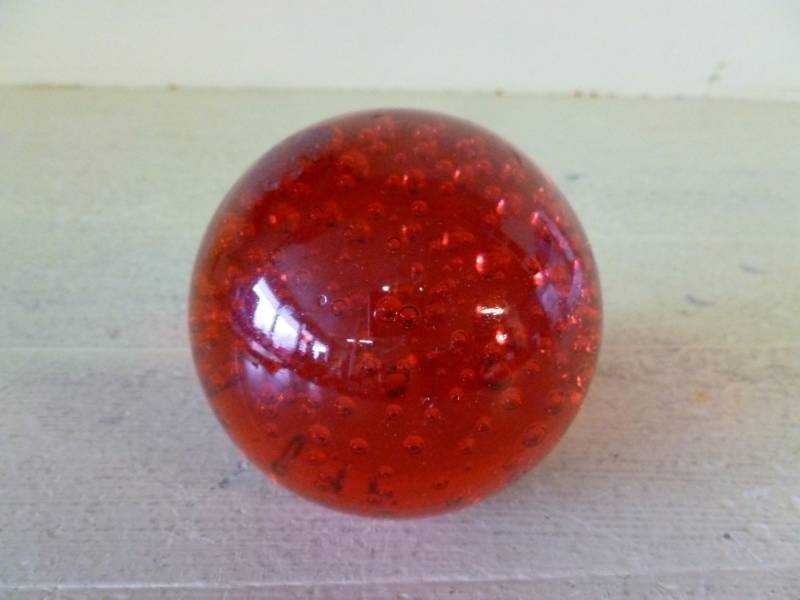lot 225 image: Glass Paperweight