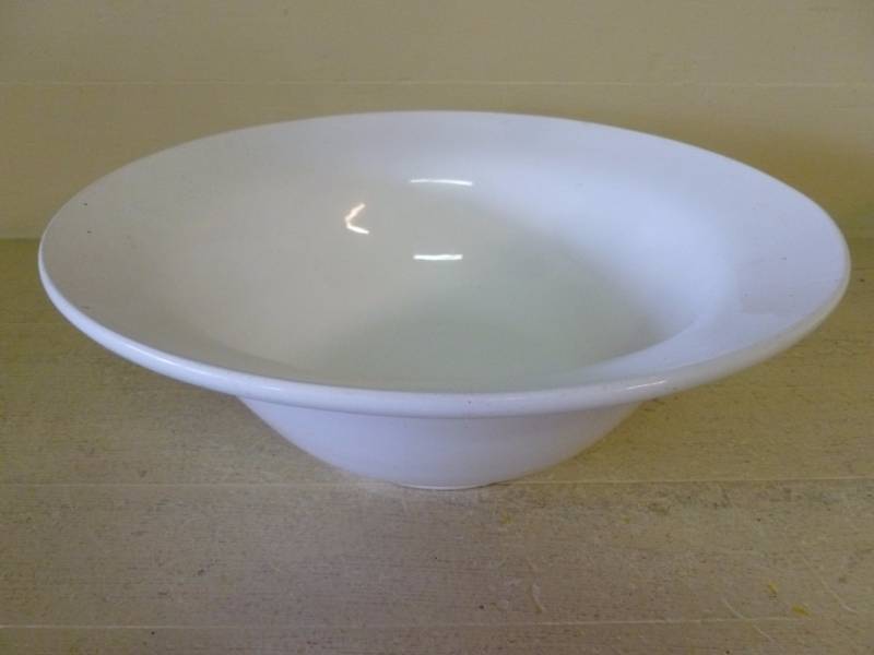 lot 252 image: Kitchen