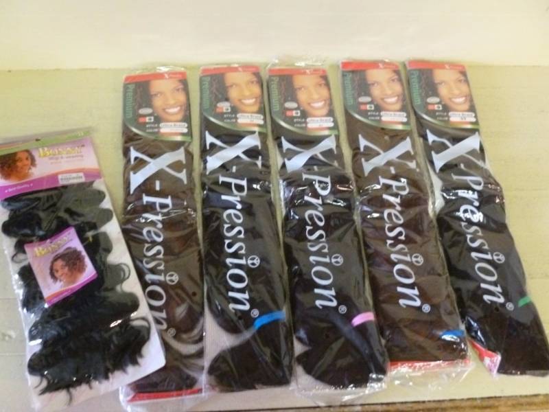 lot 304 image: Hair Extensions