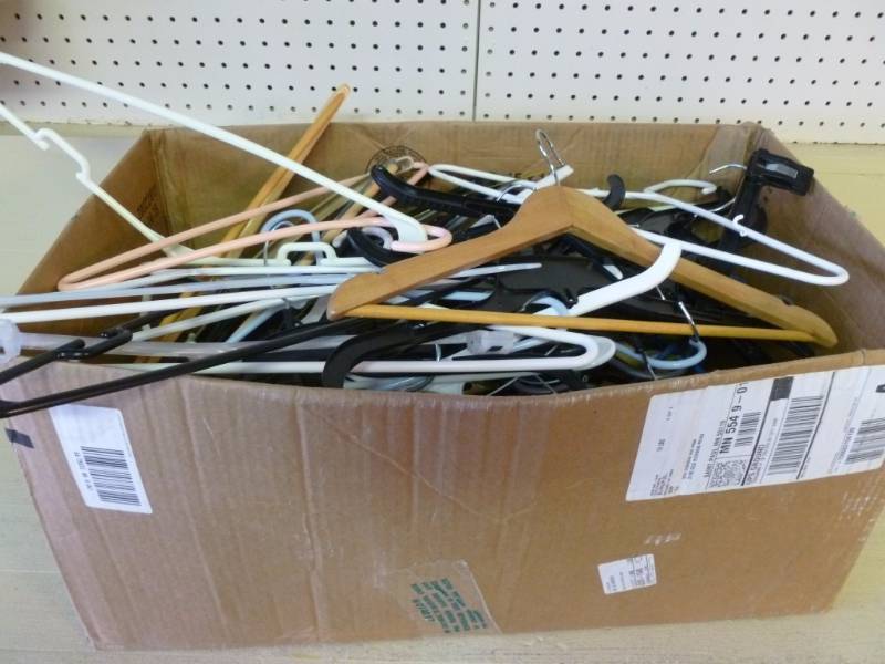 lot 318 image: Clothes Hangers