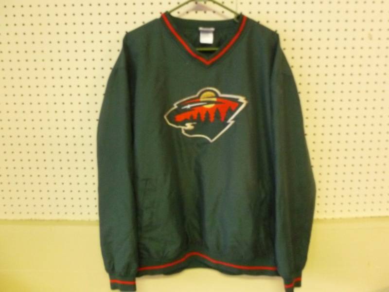 lot 333 image: Minnesota Wild Pullover