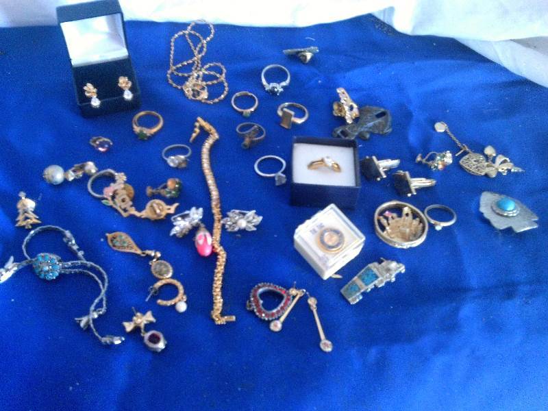 vintage jewlery