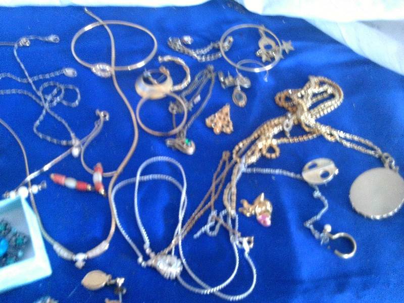 vintage jewlery