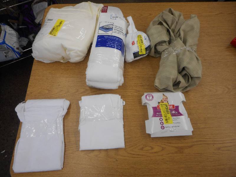 lot 10 image: Miscellaneous MAINSTAY PRODUCTS