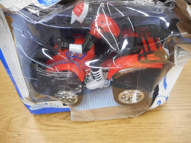 lot 29 image: RC ATV