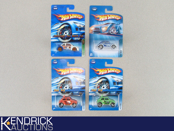 4 MINT ON CARD Hot Wheels 2005 VW BeetleBaja Bugs with Treasure Hunt