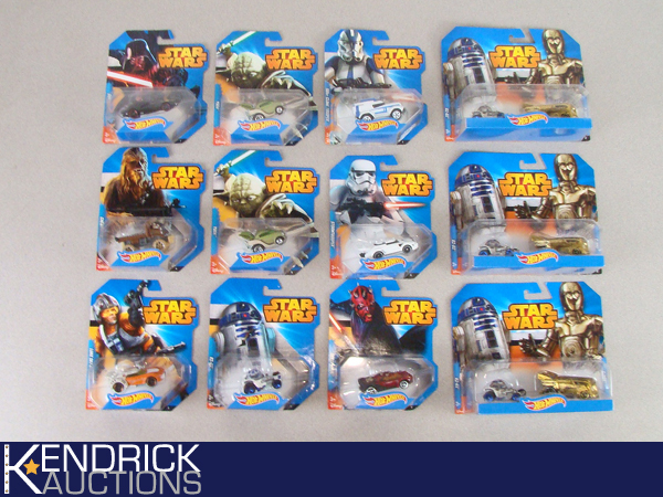 15 MINT ON CARD Hot Wheels 2015 Star Wars Cars