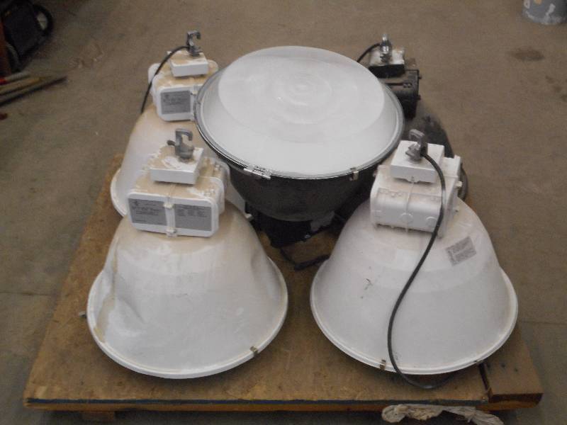 (5) Lithonia Commercial 400Watt Ove...