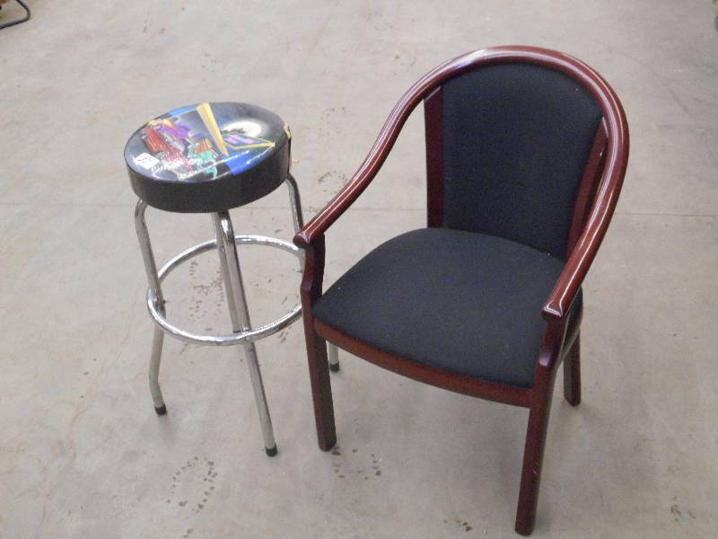 (1) Swivel Bar Stool & (1) Office C...