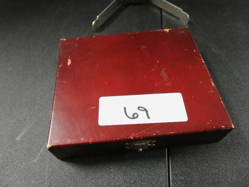 Collectable Knife in Case