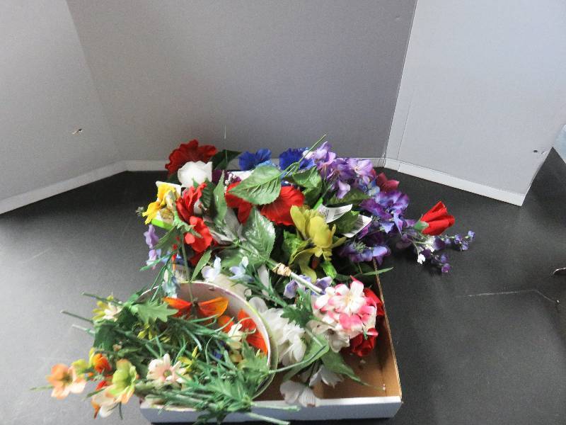 artificial flowers