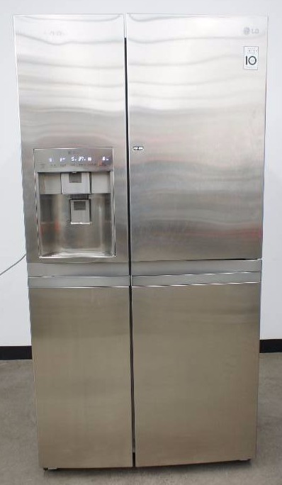 LG Refrigerator - Model # (LSC22991ST)