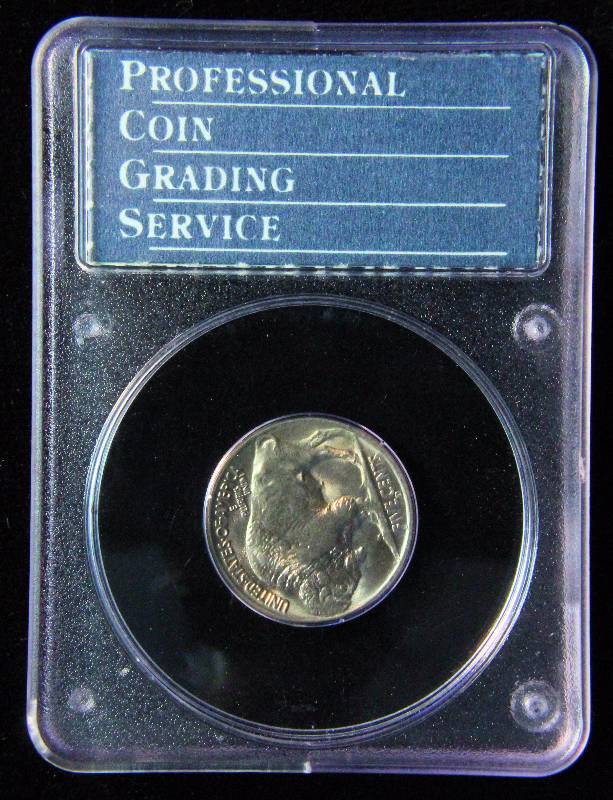1938-D BUFFALO NICKEL MS65 IN RARE OLD PCGS RATTLER
