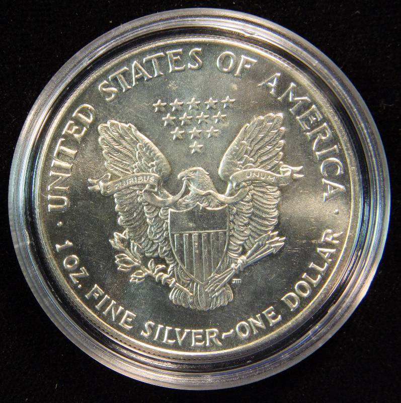 1990 AMERICAN SILVER EAGLE 1 TROY OZ. .999 FINE SILVER DOLLAR IN AIRTITE CAPSULE