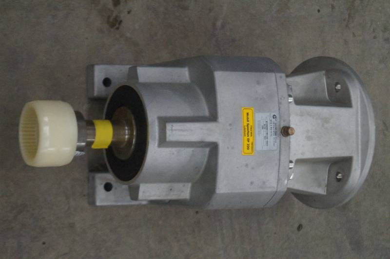 lot 38 image: Gear Reducer