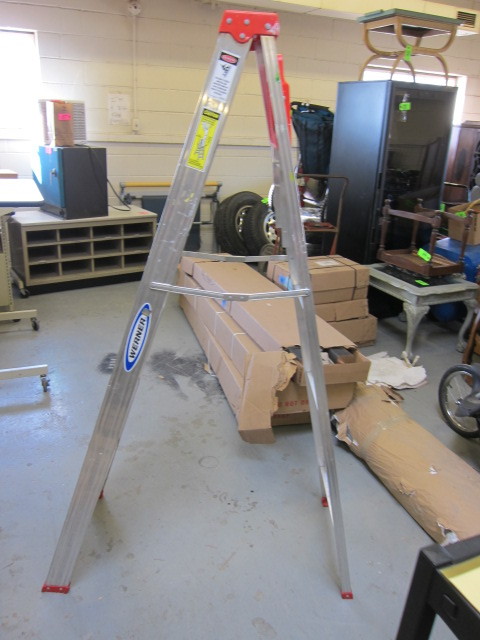 lot 15 image: Step Ladder