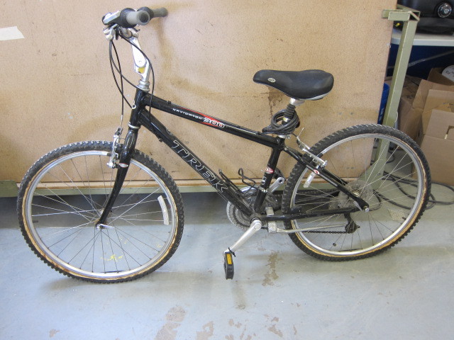 lot 26 image: Bike