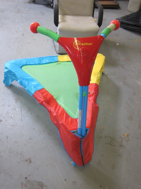 lot 33 image: Kid Trampoline