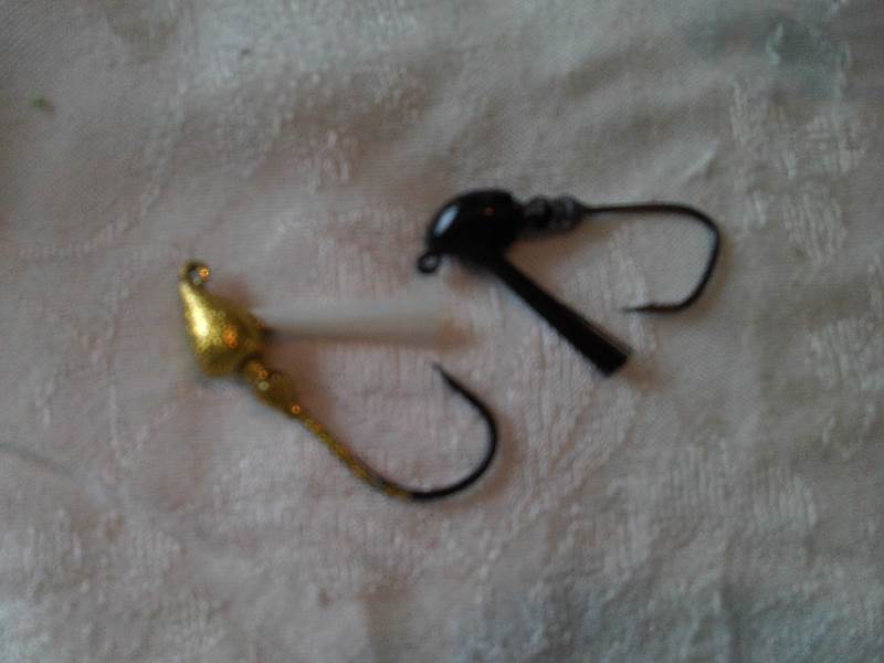 12   38 oz jig heads