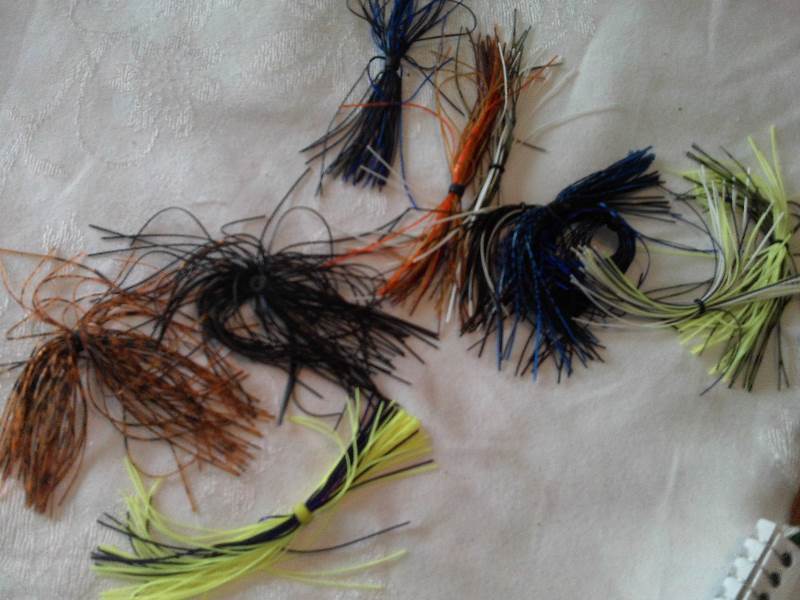 10 jig skirts