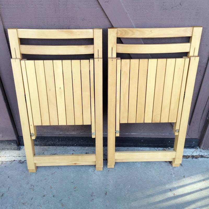 lot 111 image: 2 Retro 1980s Mid Century Danish Modern WOOD Wooden Slat Folding CHAIRS Romania Herman Miller Smooth Lines Style AMERICANA