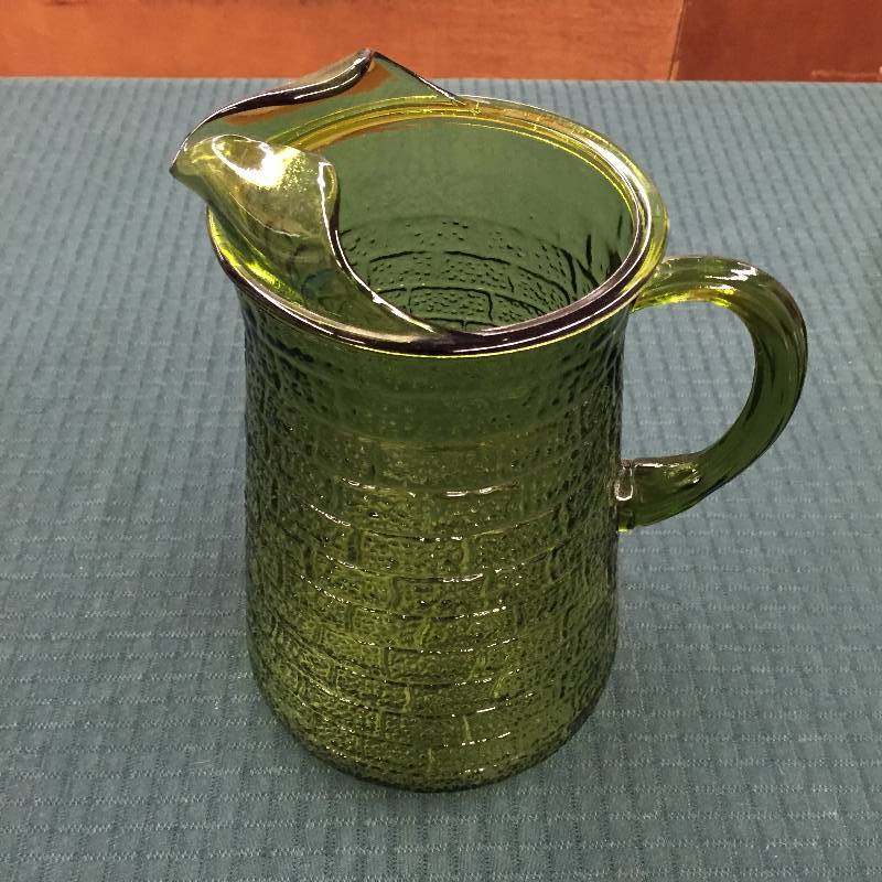 lot 71 image: VINTAGE GREEN DEPRESSION GLASS LARGE FRUIT BOWL PITCHER & CANDY DISH