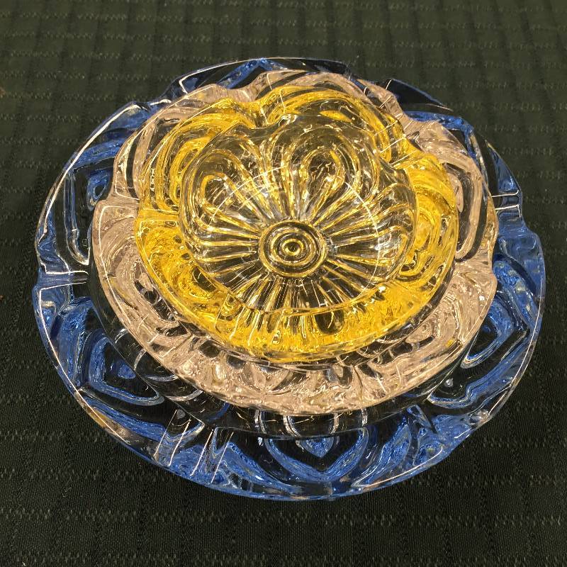 lot 93 image: Mid Century Modern Lovely Vintage Murano Style Stacking Glass Ashtrays - Excellent