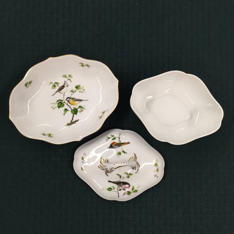 lot 102 image: Rare Delicate & Pretty Vintage Tirol Pieces by Kaiser Birds Gold Accents Made in West Germany - Excellent