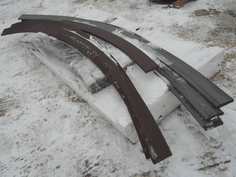 Pallet Of Assorted Trex-Deck Curve...