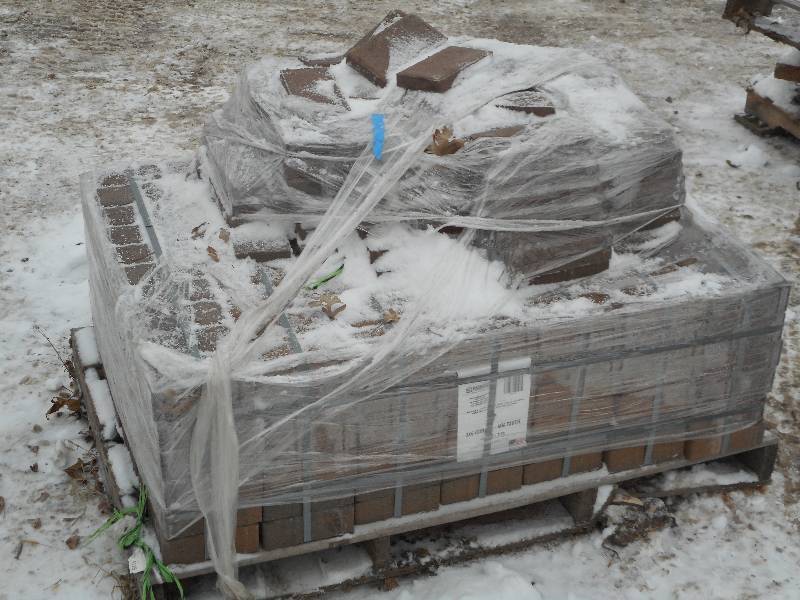 (1) Pallet Of Borgert 3x6 MN River ...