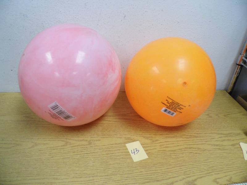 Balls and Tote
