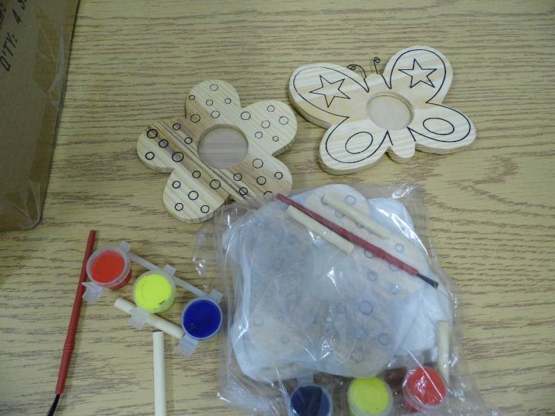 Flower and Butterly Wood Painting Kits