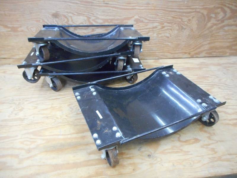 lot 5 image: (4) Heavy Duty Steel Automobile Dol...