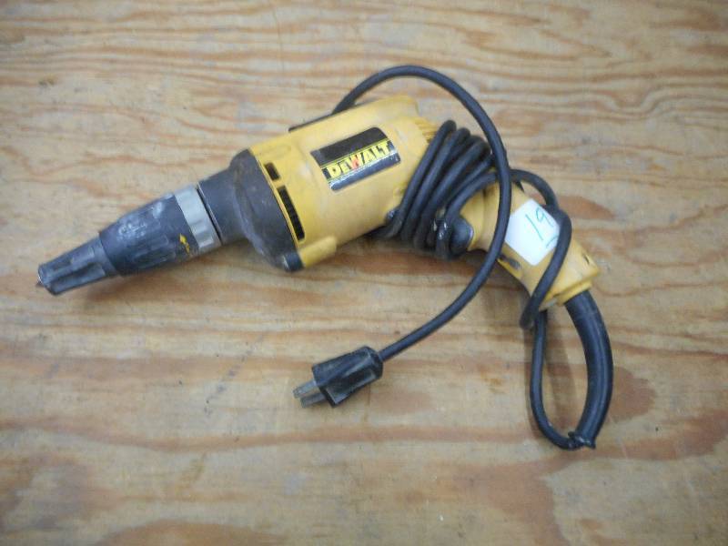 lot 19 image: DeWalt 120Volt ScrewShooter ...