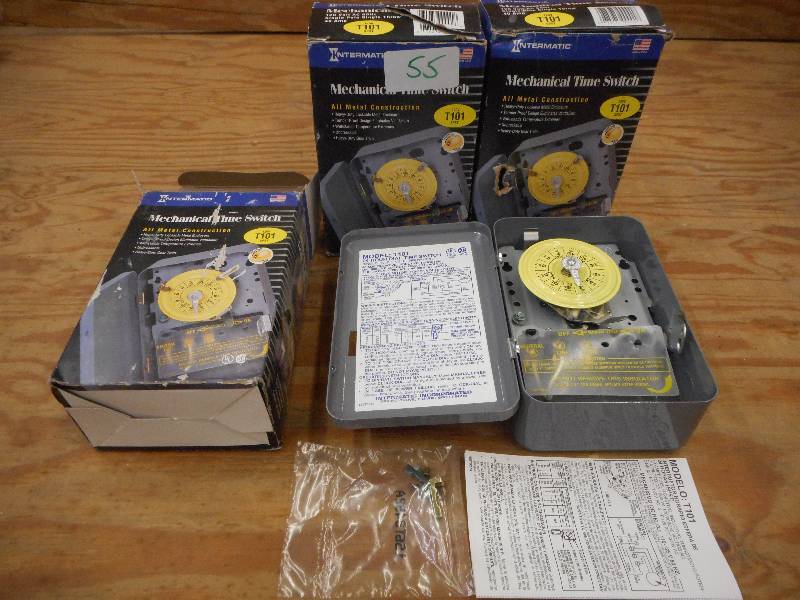 lot 55 image: (3) Unused Intermatic 120Volt 40Amp...