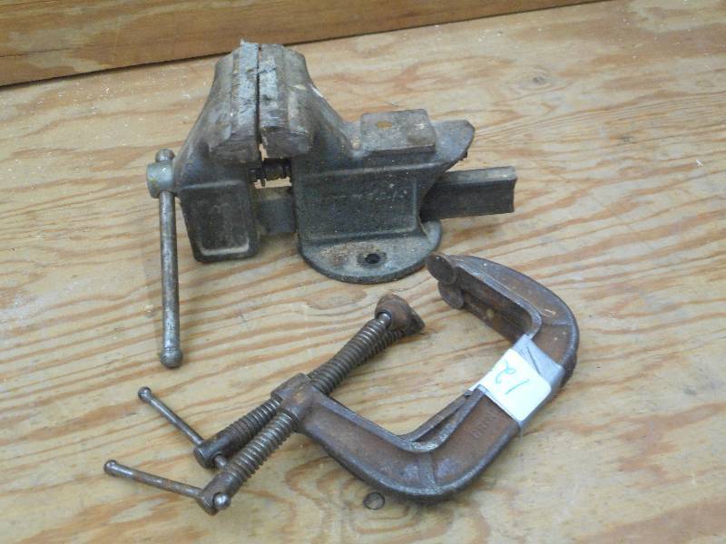 lot 125 image: (2) C-Clamps & (1) Bench Vise ...