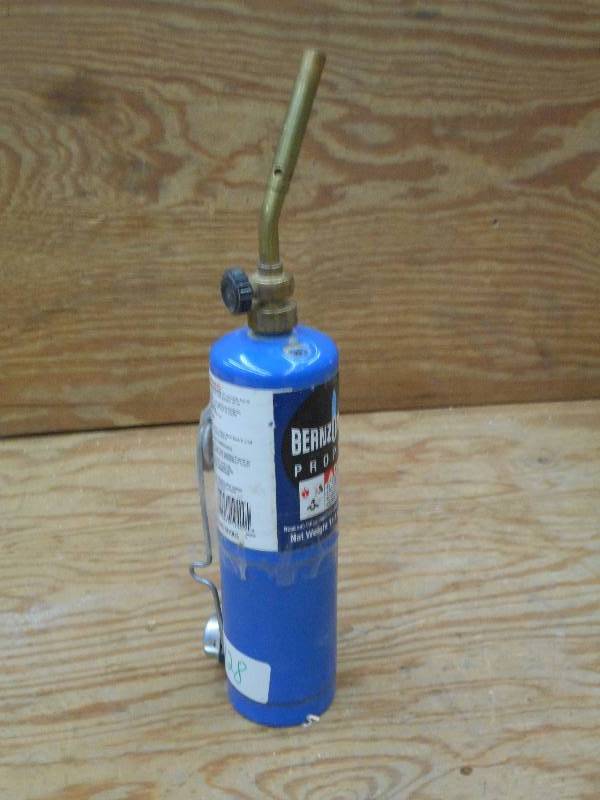 lot 128 image: Propane Torch Set With Ignitor ...