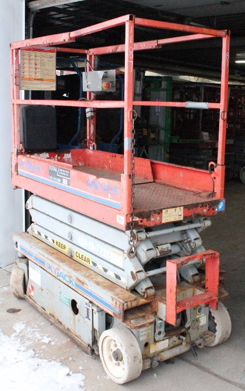 Scissors Lift