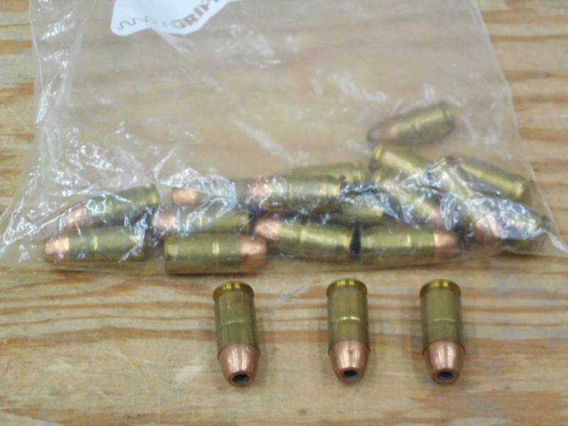 (19) Rounds 45-Mag Hollow Point ...