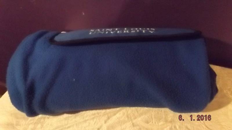 lot 74 image: Fleece St Louis University Wrap-Up Blanket