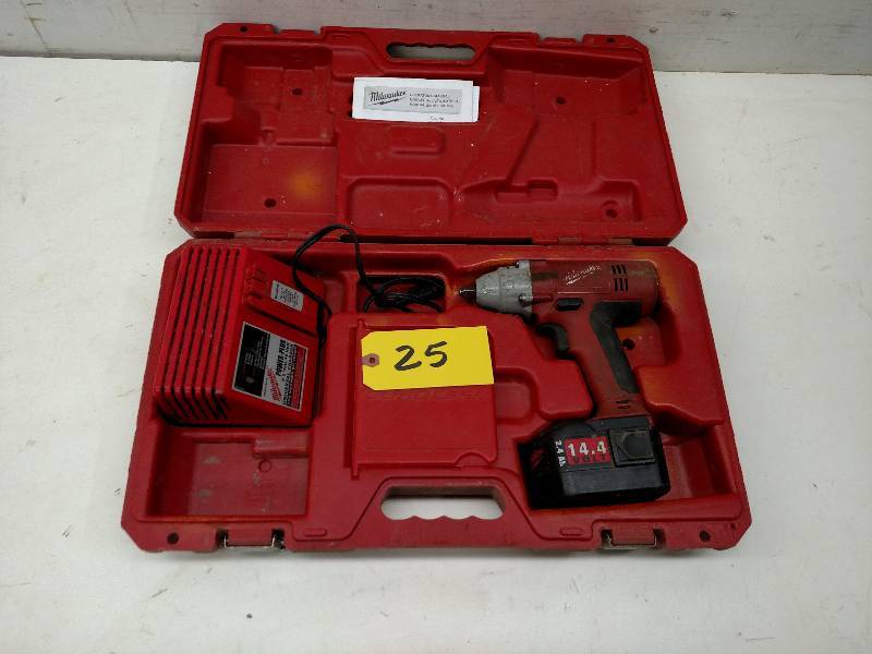 Milwaukee 14.4 Volt 38 Cordless Im...
