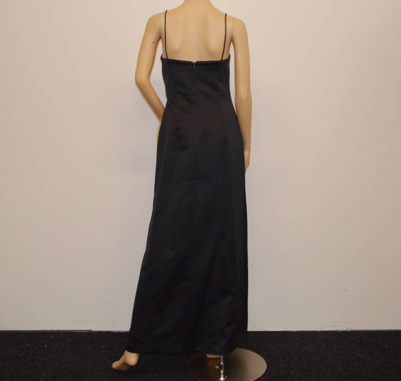 lot 20 image: Alex Evenings Black Special Occasions Dress