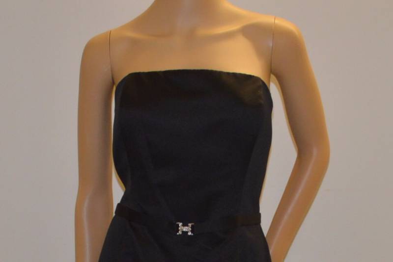 lot 26 image: Black Special Occasion Dress
