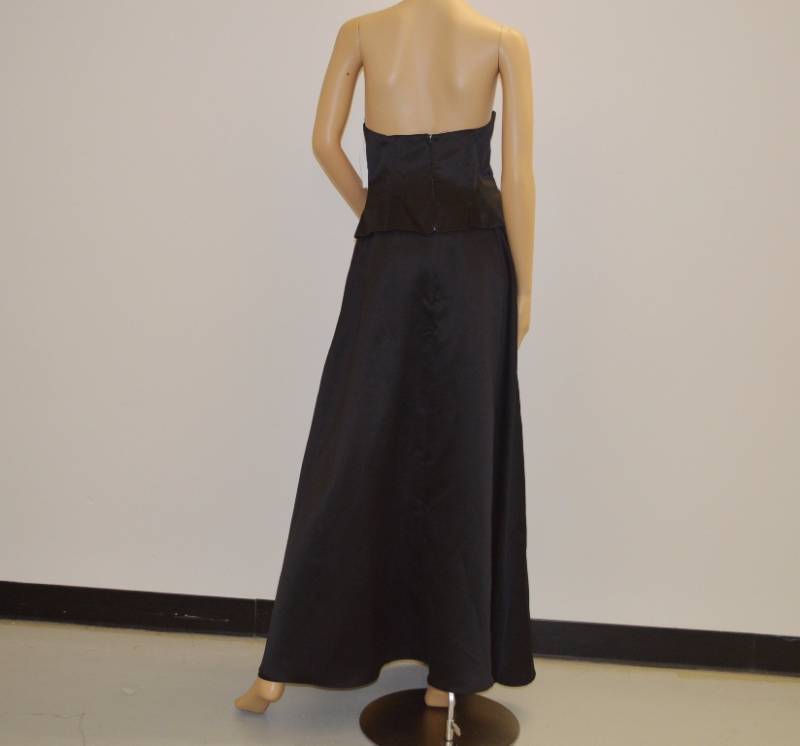 lot 27 image: MacKenzie Michaels Black Special Occasion Dress
