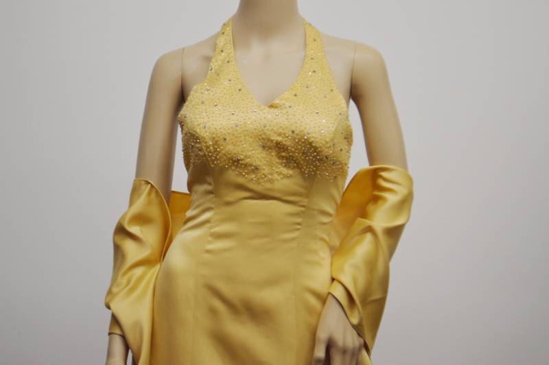 lot 30 image: Neblon Yellow Special Occasion Dress wWrap