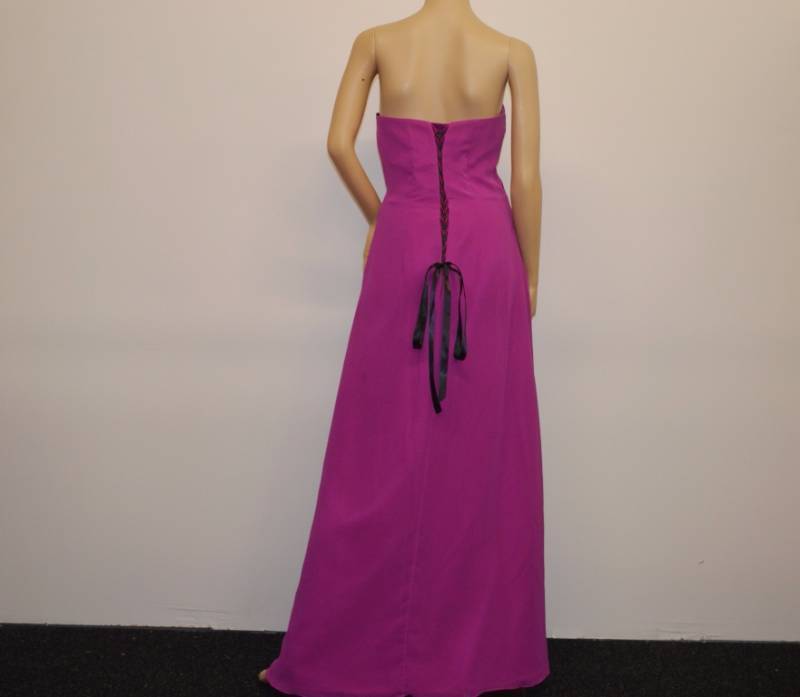 lot 44 image: Rayla Light Purple Special Occasion Dress