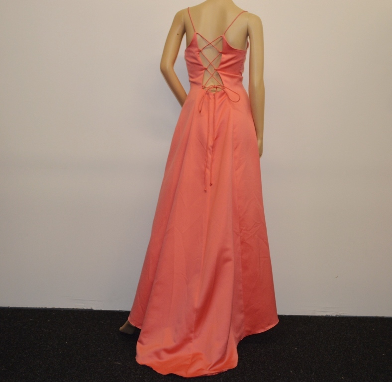 lot 47 image: Morgan & Co Coral Special Occasion Dress