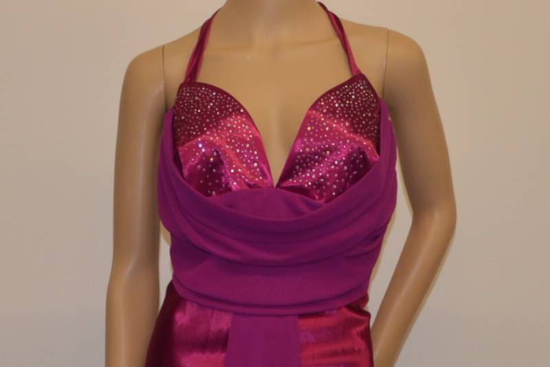 lot 53 image: Poly Pinkish Purple Special Occasion Dress